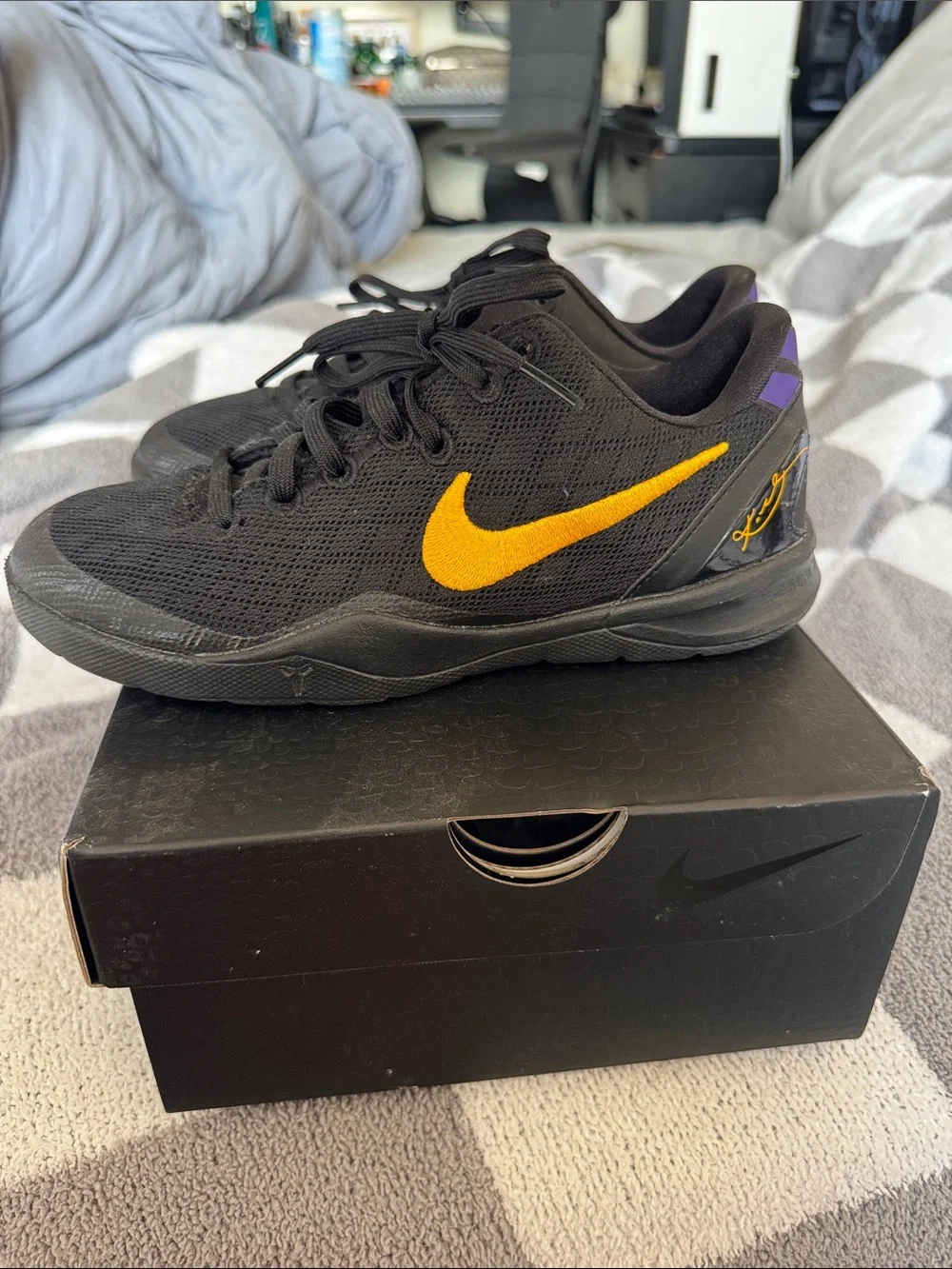 Kobe VIII LIKE NEW